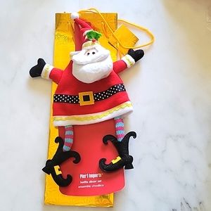 🎄😘Pier One Imports Christmas Wine Bottle Topper Decor Santa Claus Gift Bag 🎄
